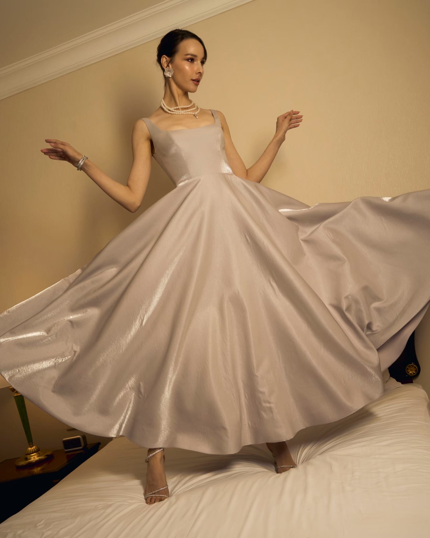 Deform_official - Sparkle silk dress