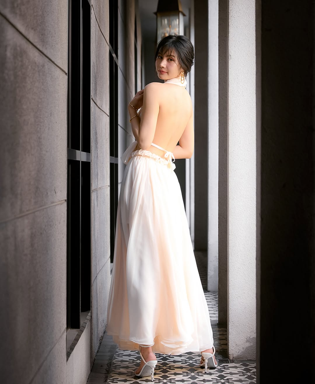Deform_official - The Backless queen set