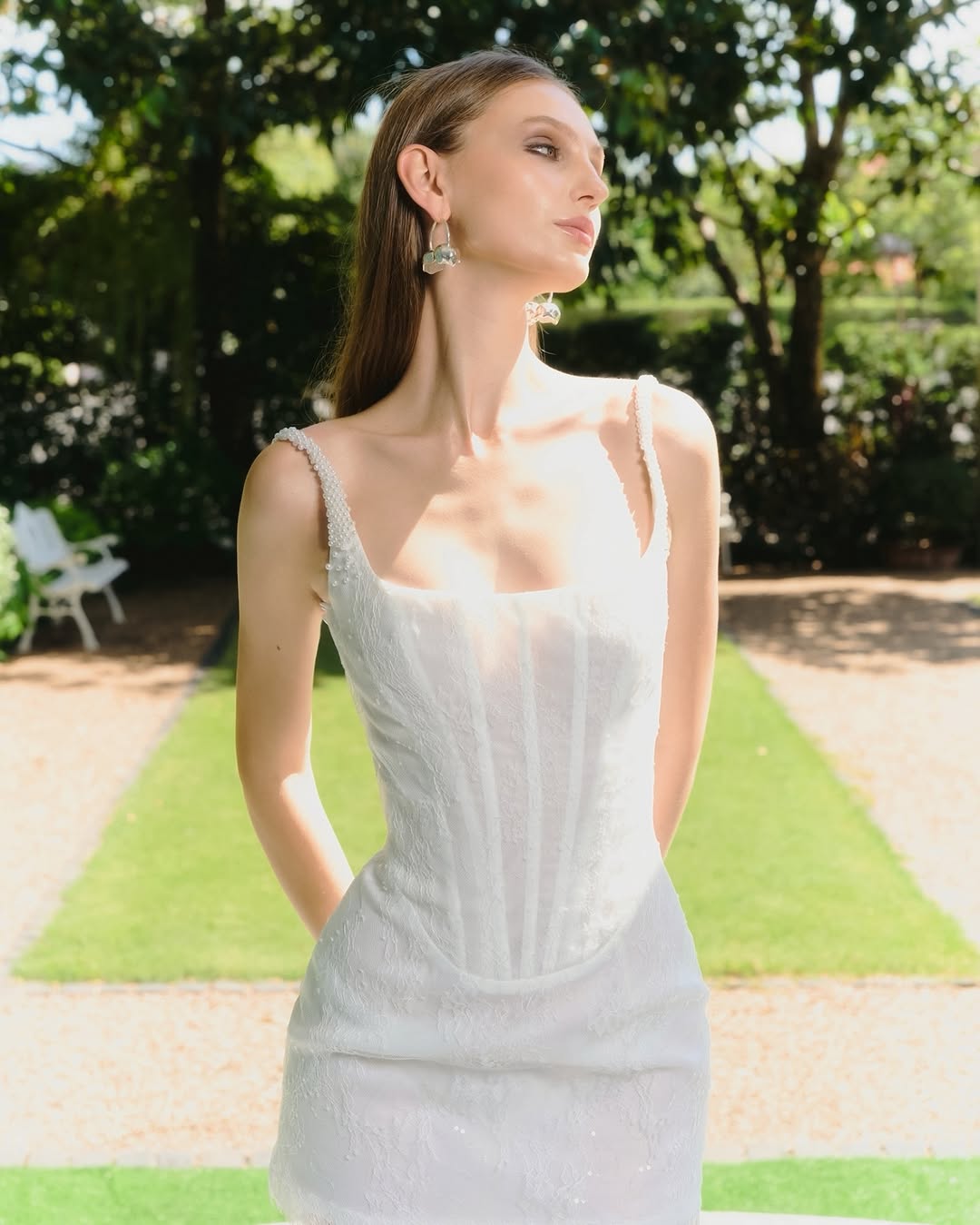 Deform_official - Hourglass lace dress
